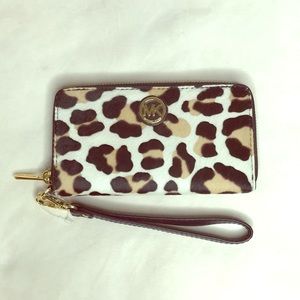 Michael Kors Leopard Wallet